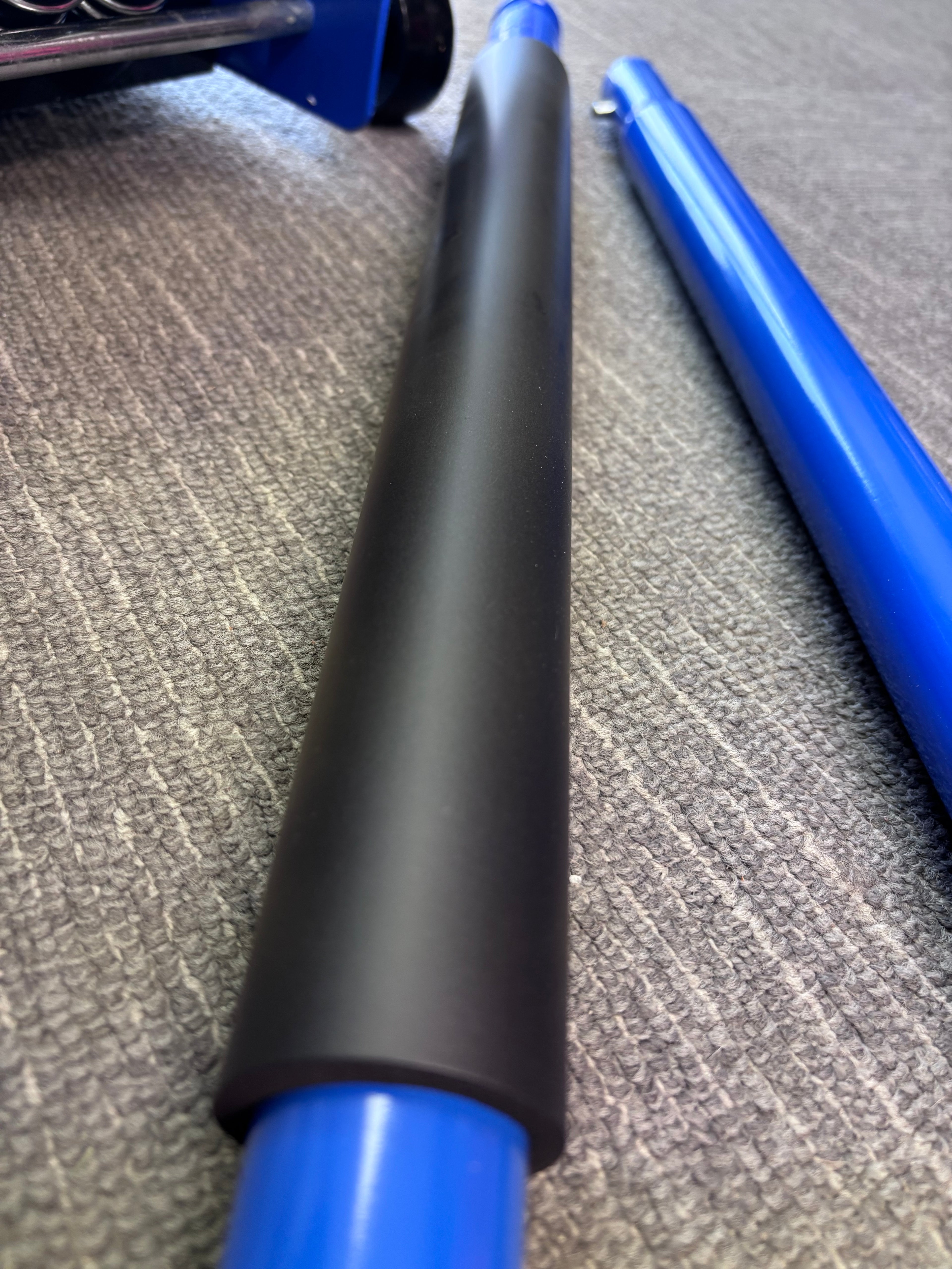 3-ton load-bearing professional low-profile service jack, steel.