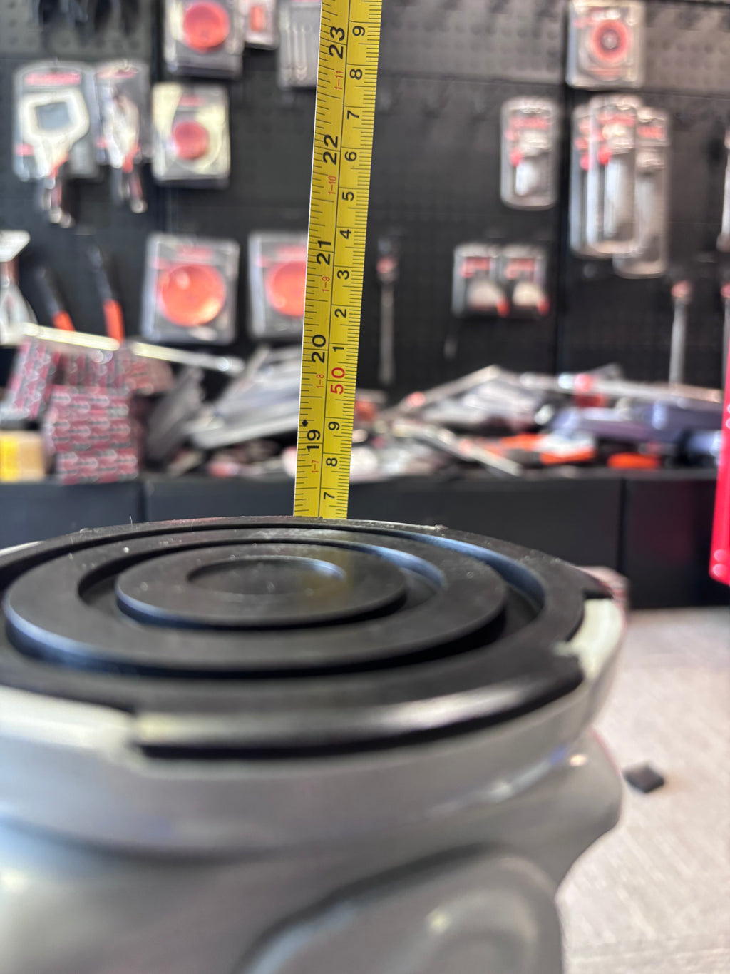 3-ton load-bearing professional low-profile service jack, steel.