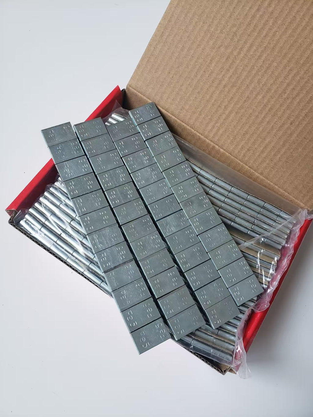 400 Pcs (211.6 oz Total) Adhesive Wheel Balance Weights - Stick-On Steel Wheel Weights for Cars, Trucks & Motorcycles